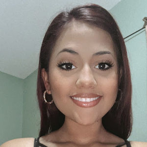 Meet your Posher, Andrea raquel